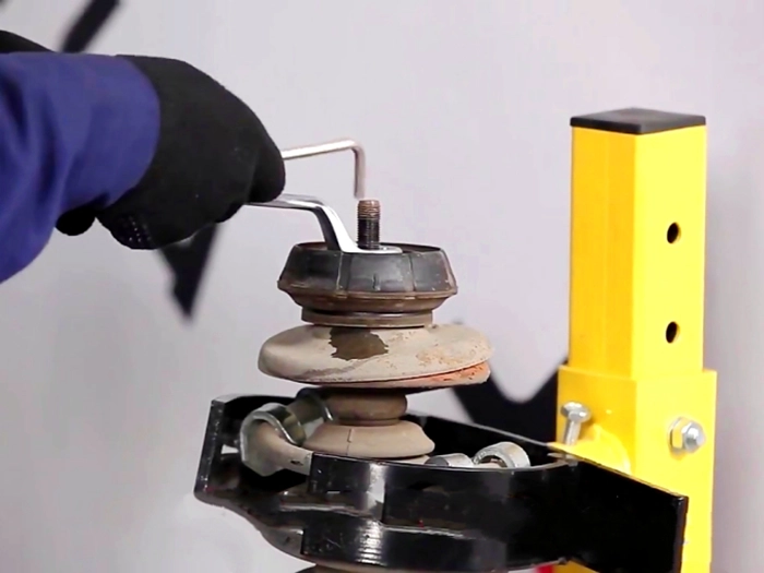 توپی سرکمک رنو کد 8200222463 مناسب برای مگان - تصویر 2